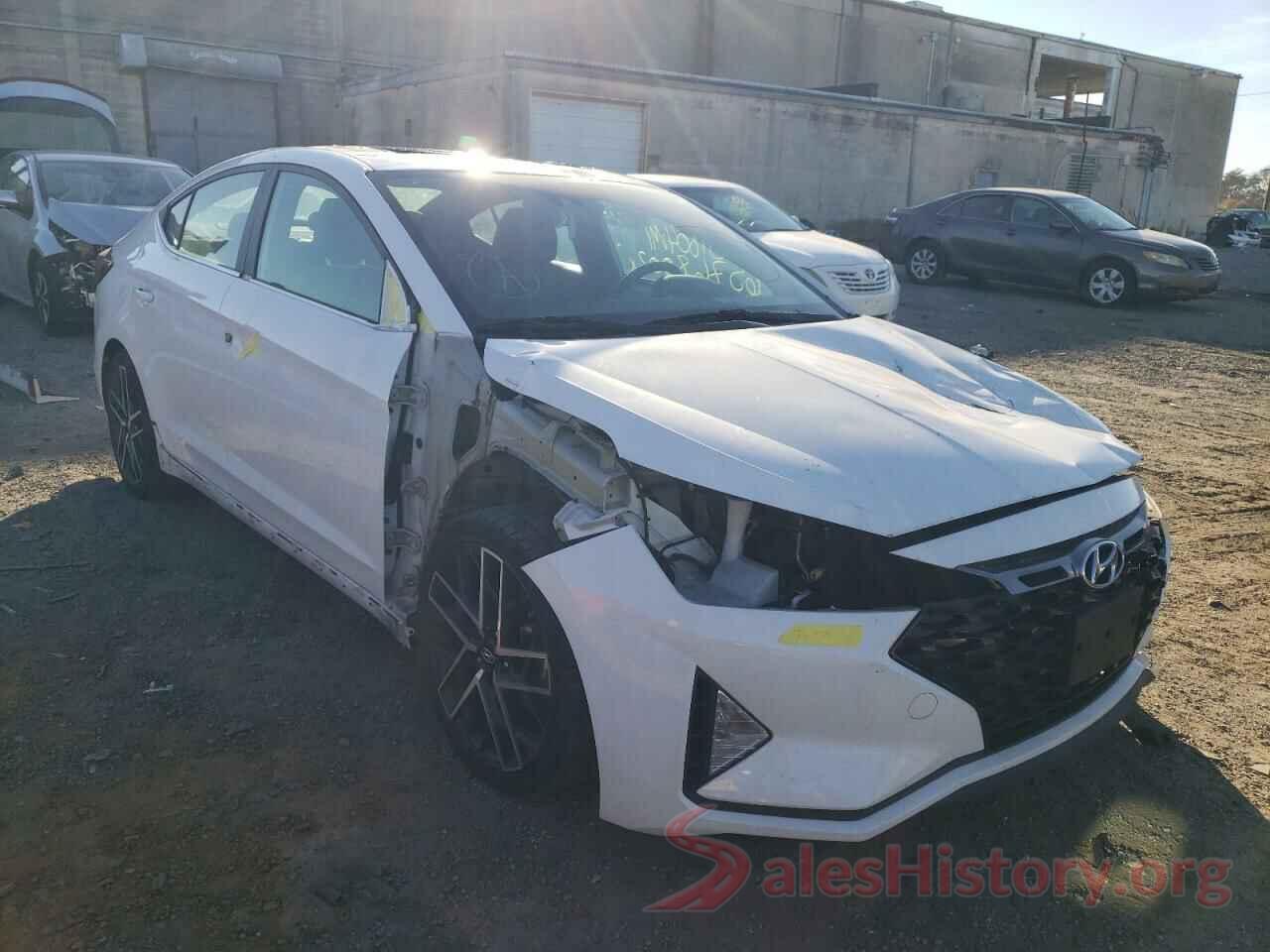 KMHD04LB0KU832192 2019 HYUNDAI ELANTRA