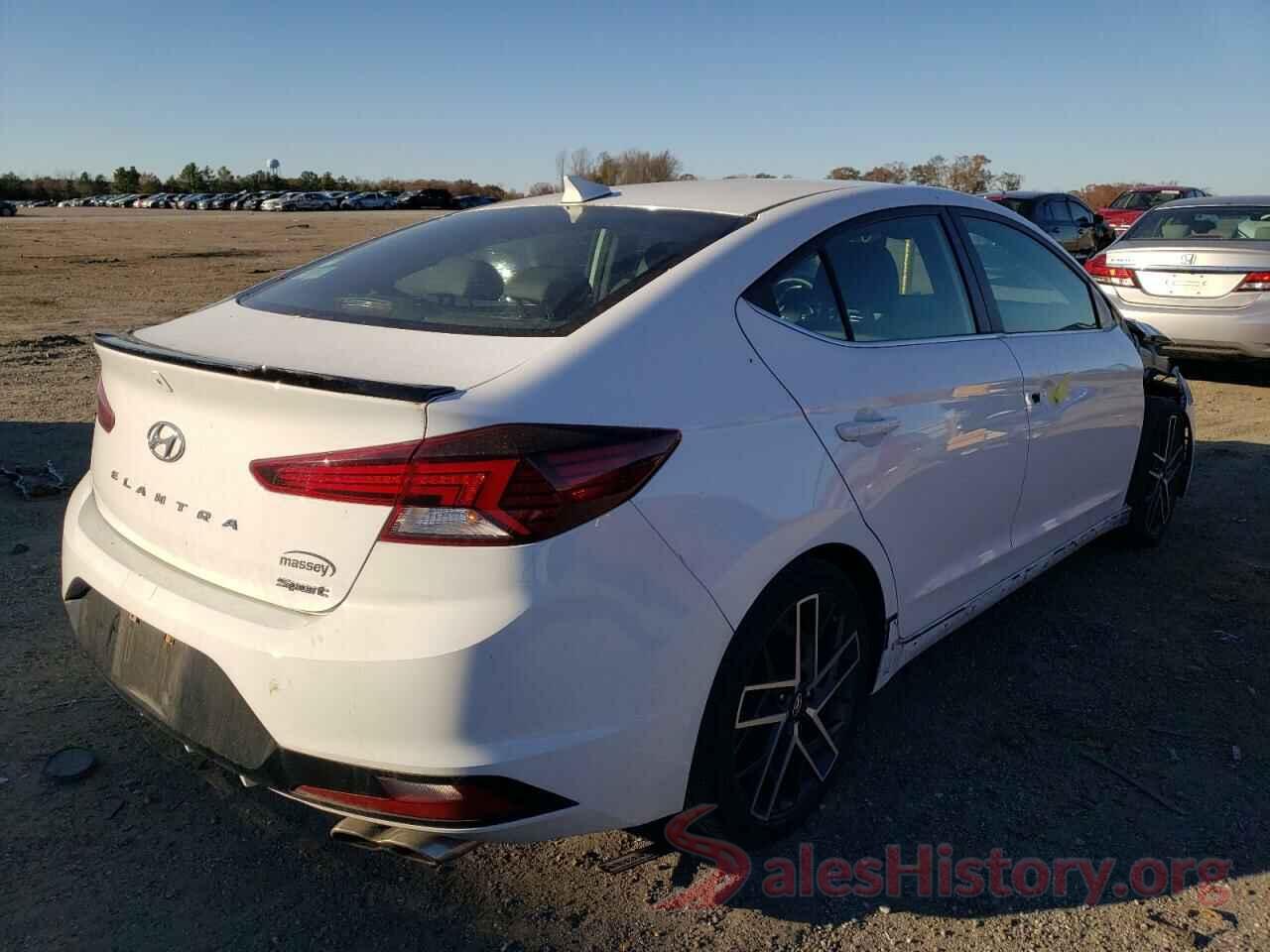 KMHD04LB0KU832192 2019 HYUNDAI ELANTRA