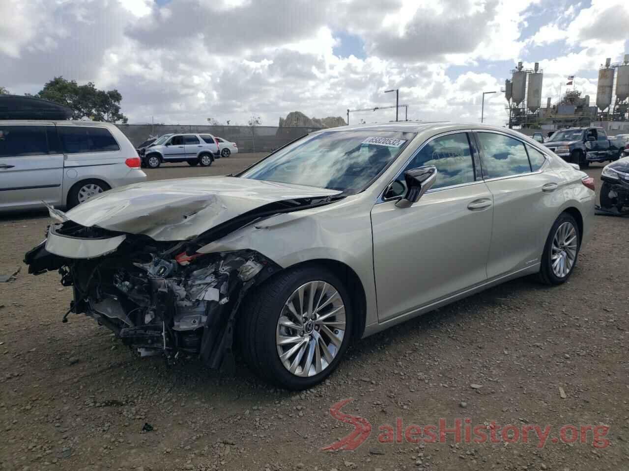 58AB21B12KU004176 2019 LEXUS ES300