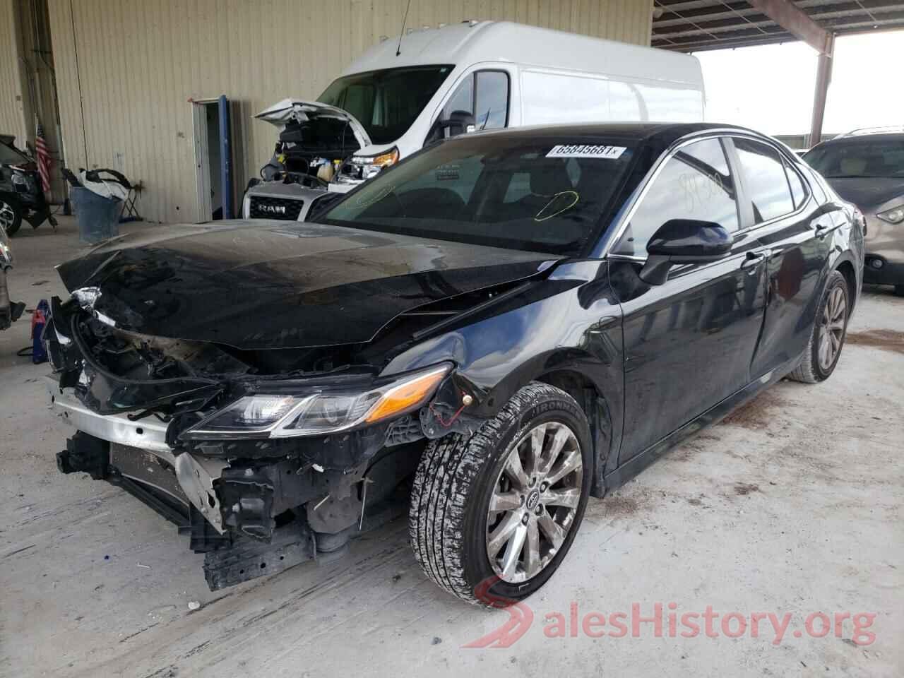 4T1B11HK4JU086923 2018 TOYOTA CAMRY