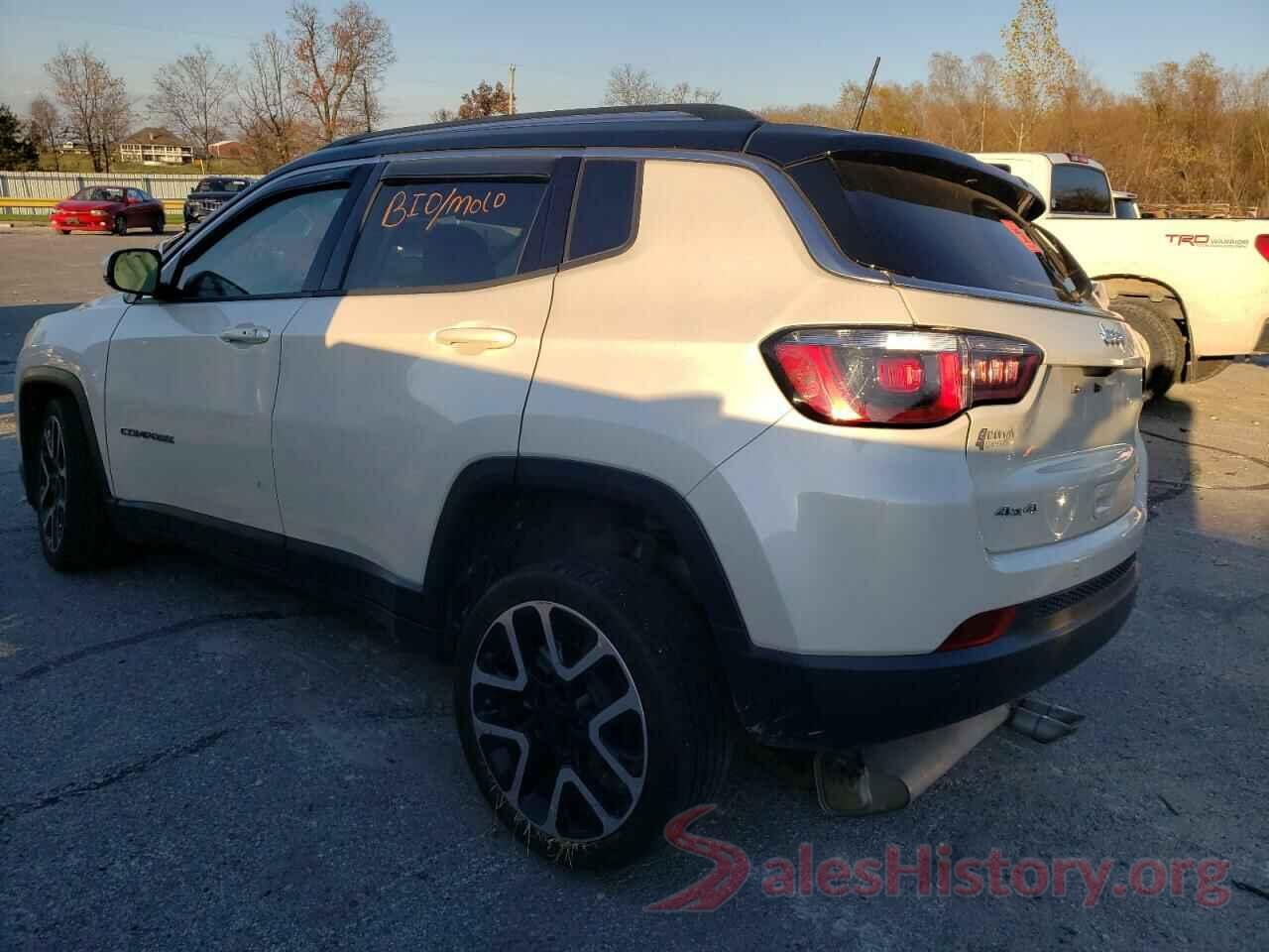 3C4NJDCB0JT238524 2018 JEEP COMPASS