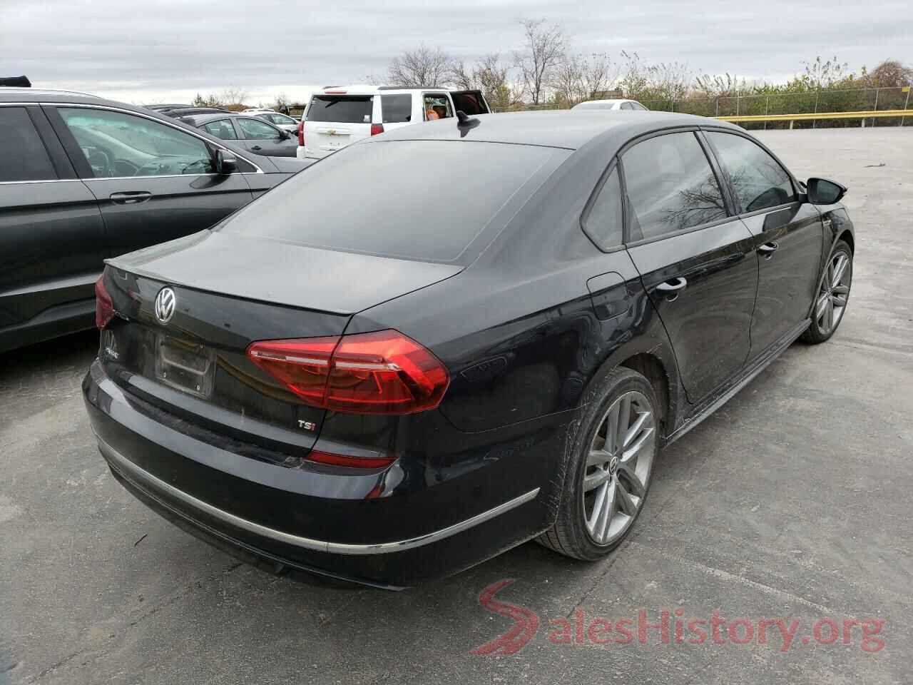 1VWAA7A30JC043141 2018 VOLKSWAGEN PASSAT