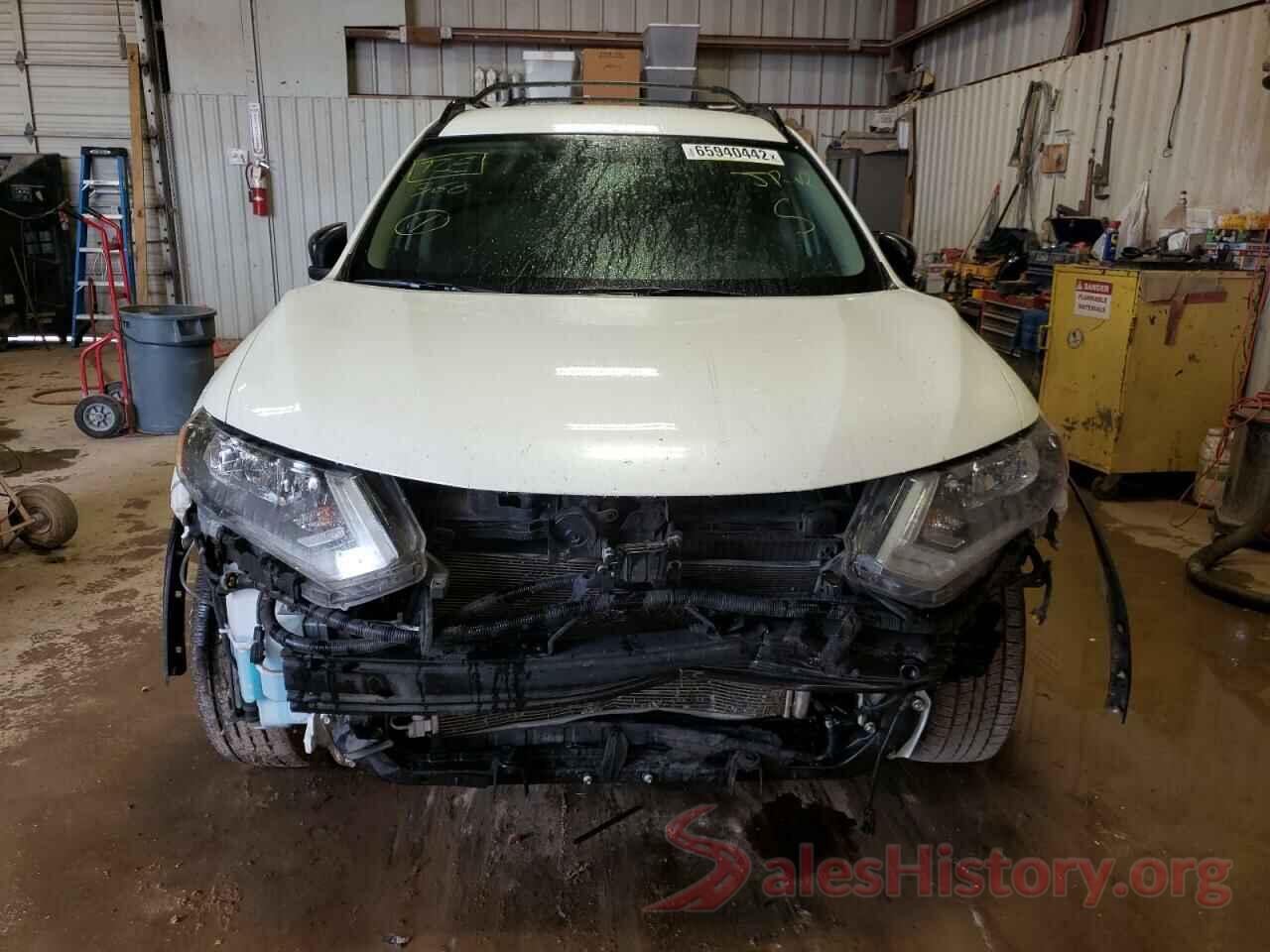 5N1AT2MT5JC758603 2018 NISSAN ROGUE