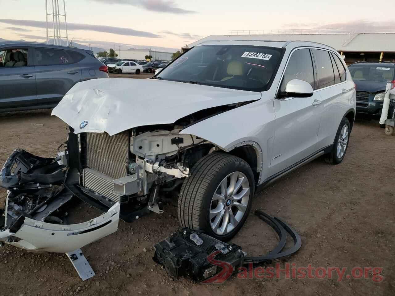5UXKR2C56J0Z15324 2018 BMW X5