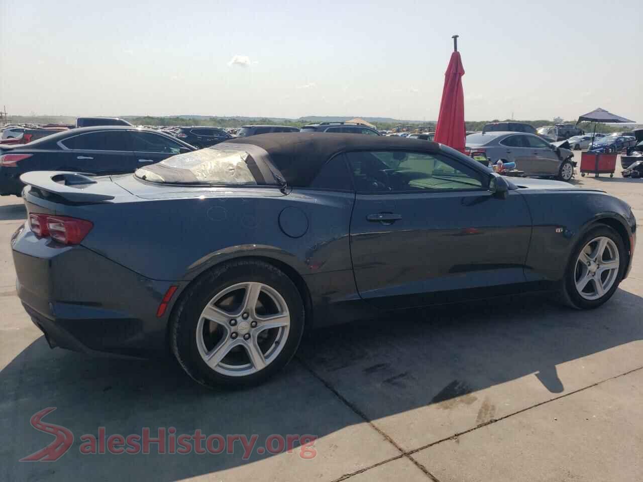 2019 CHEVROLET CAMARO VIN 1G1FB3DS6K0151731, right side view