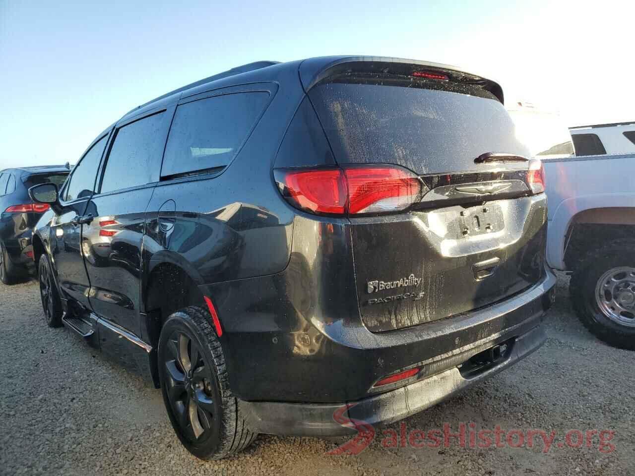 2C4RC1EG5JR320948 2018 CHRYSLER PACIFICA