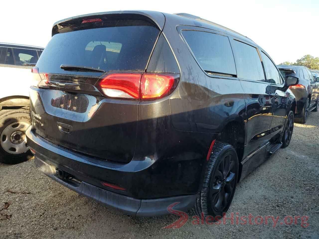 2C4RC1EG5JR320948 2018 CHRYSLER PACIFICA