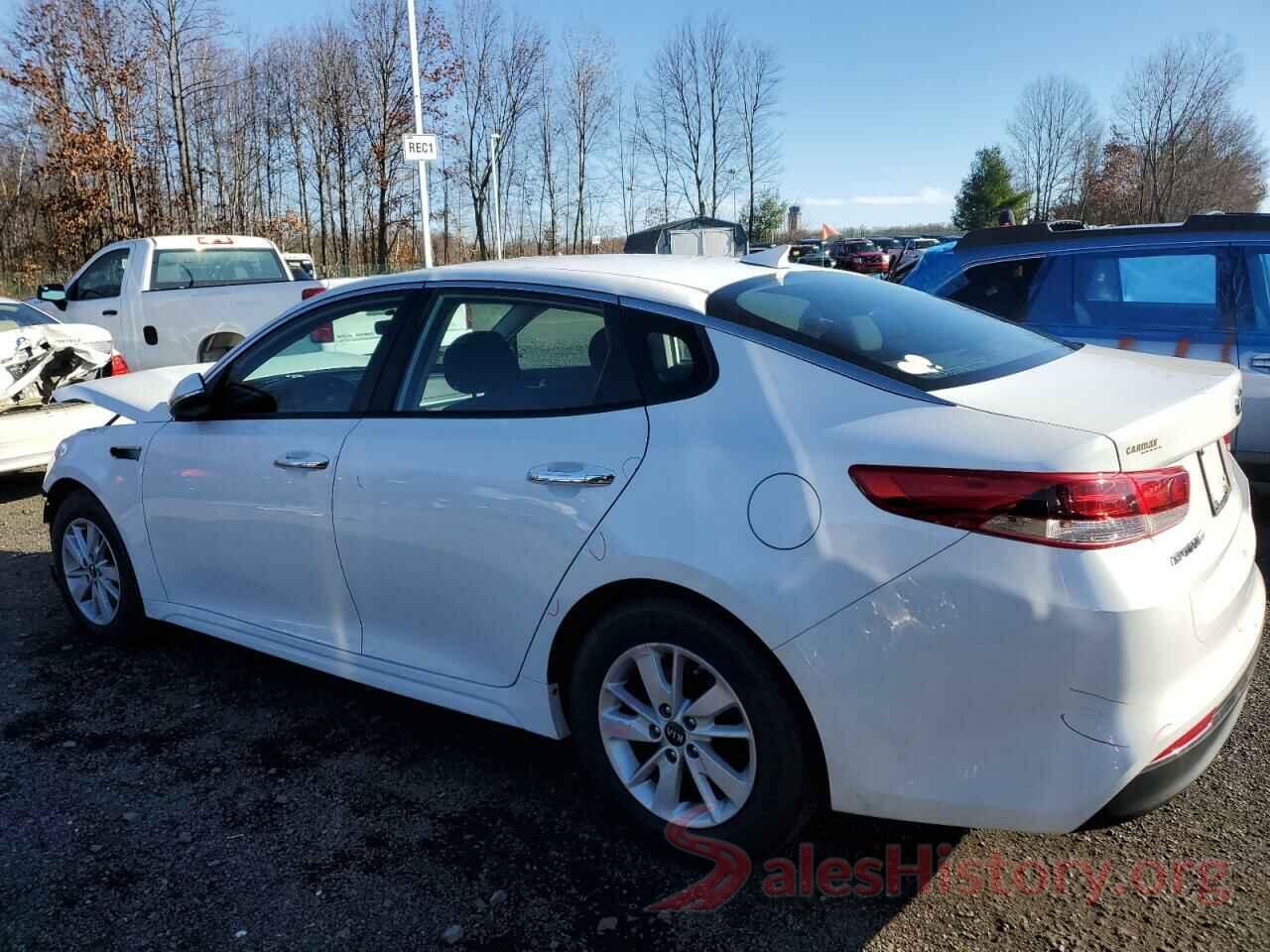 5XXGT4L32HG135977 2017 KIA OPTIMA