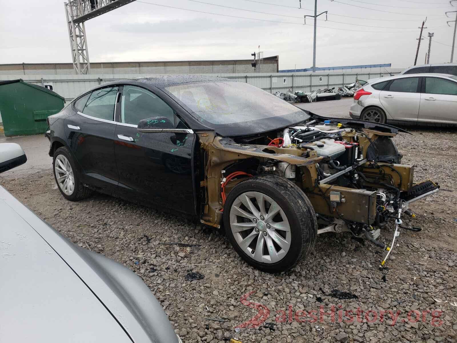 5YJSA1E2XJF272774 2018 TESLA MODEL S