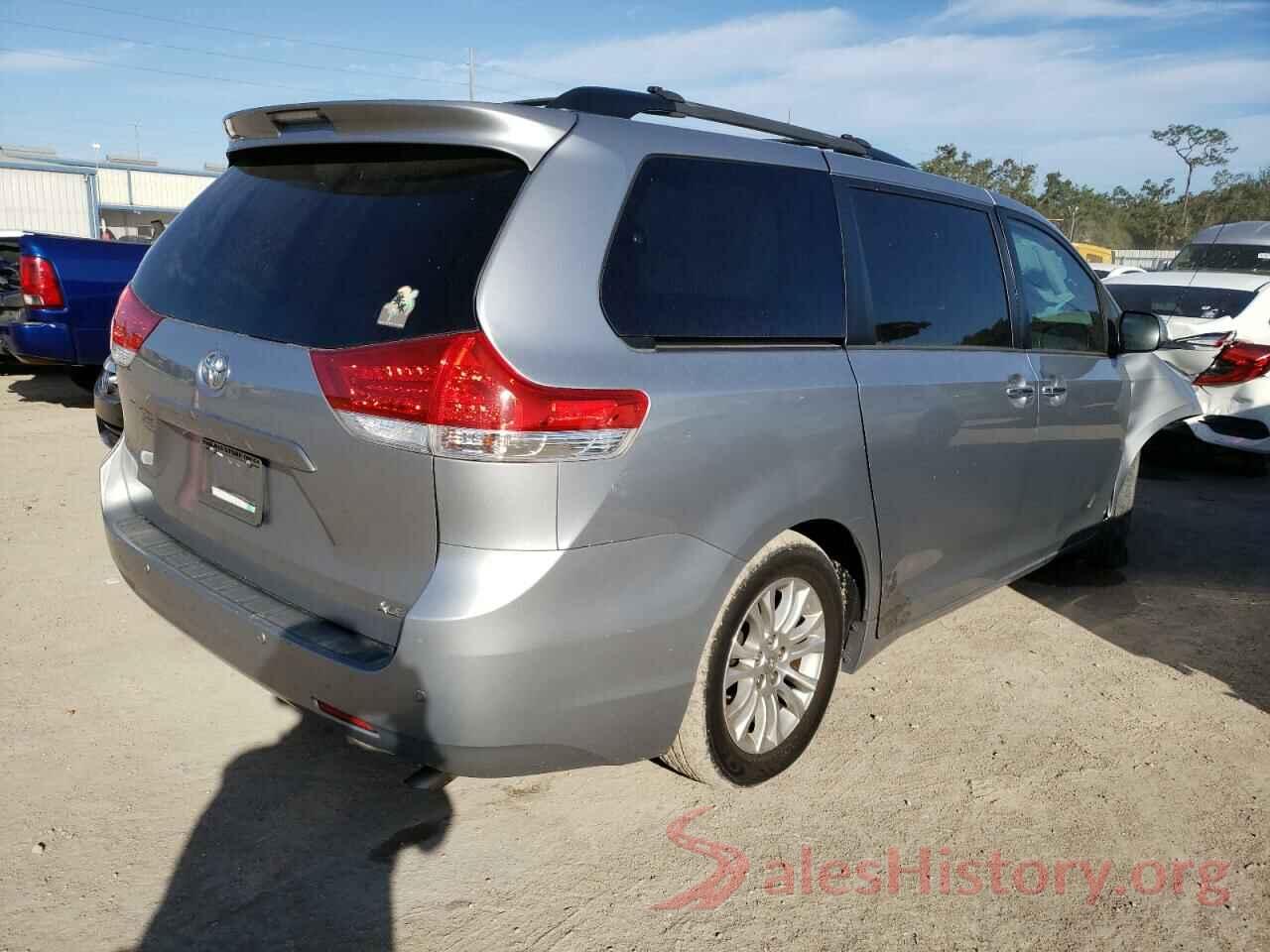 5TDYK3DC5DS376876 2013 TOYOTA SIENNA