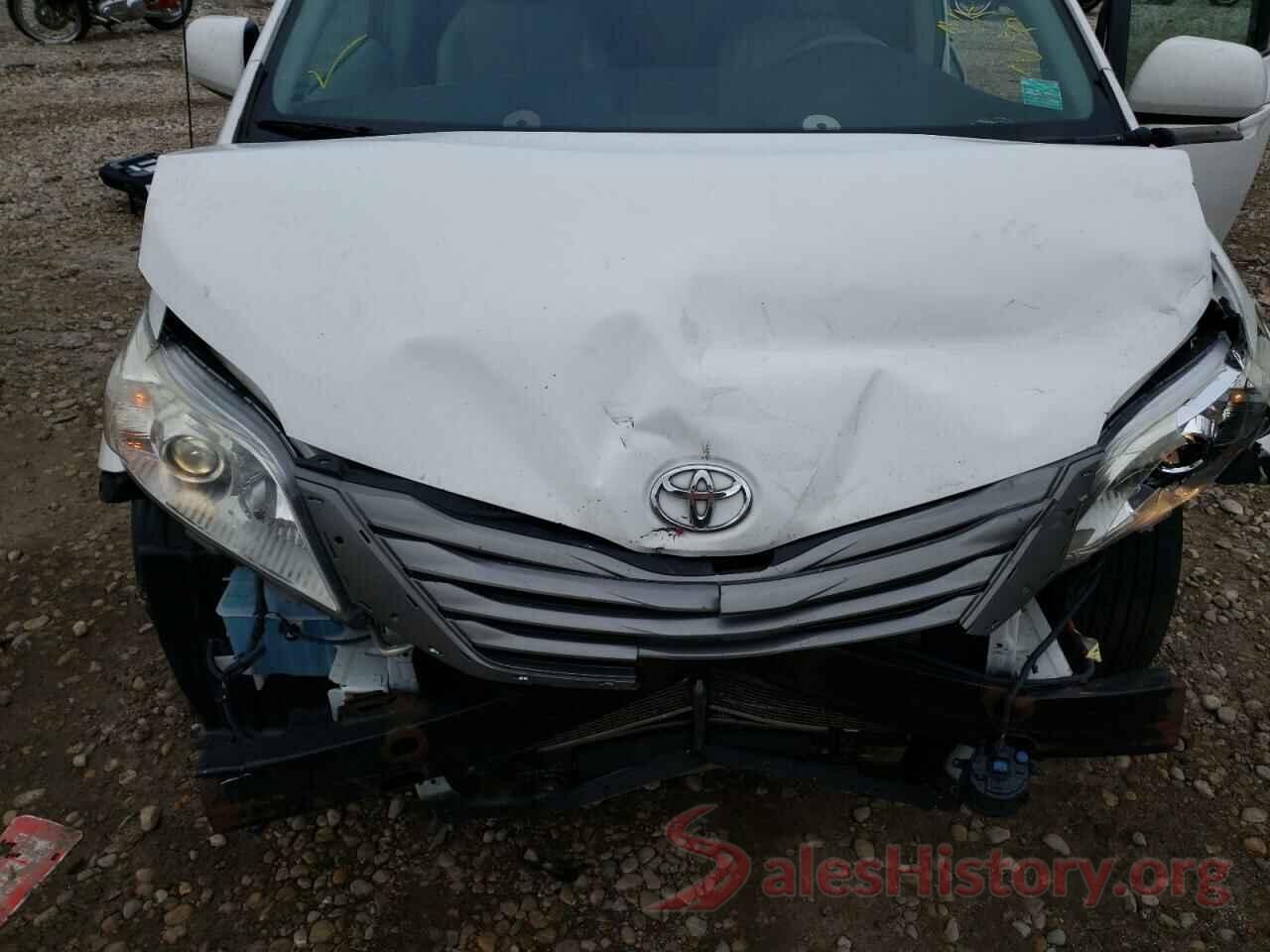 5TDYK3DC9BS106403 2011 TOYOTA SIENNA