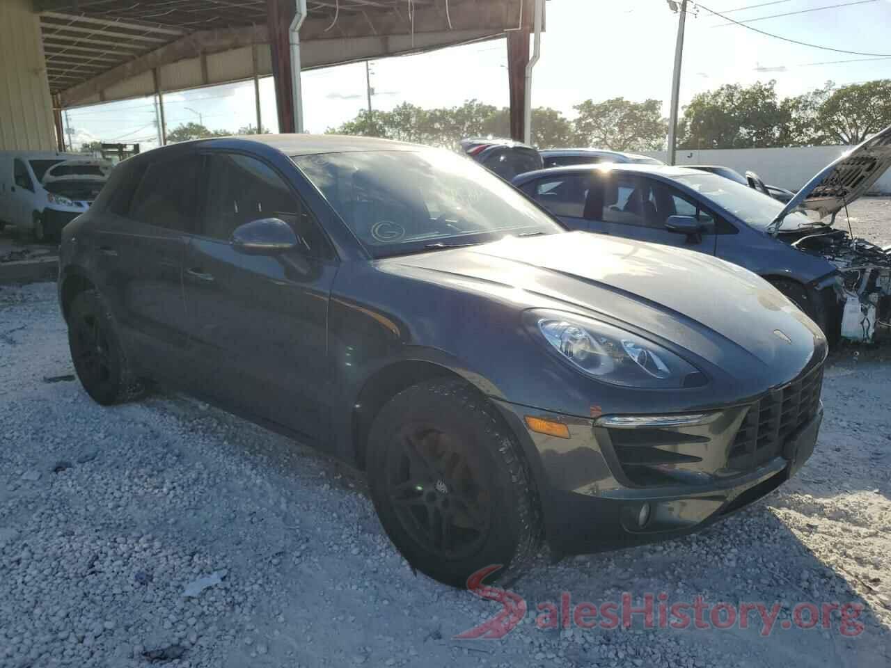 WP1AA2A5XJLB21463 2018 PORSCHE MACAN