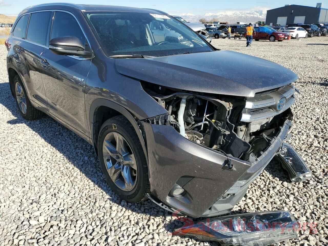 5TDDGRFH5JS037462 2018 TOYOTA HIGHLANDER