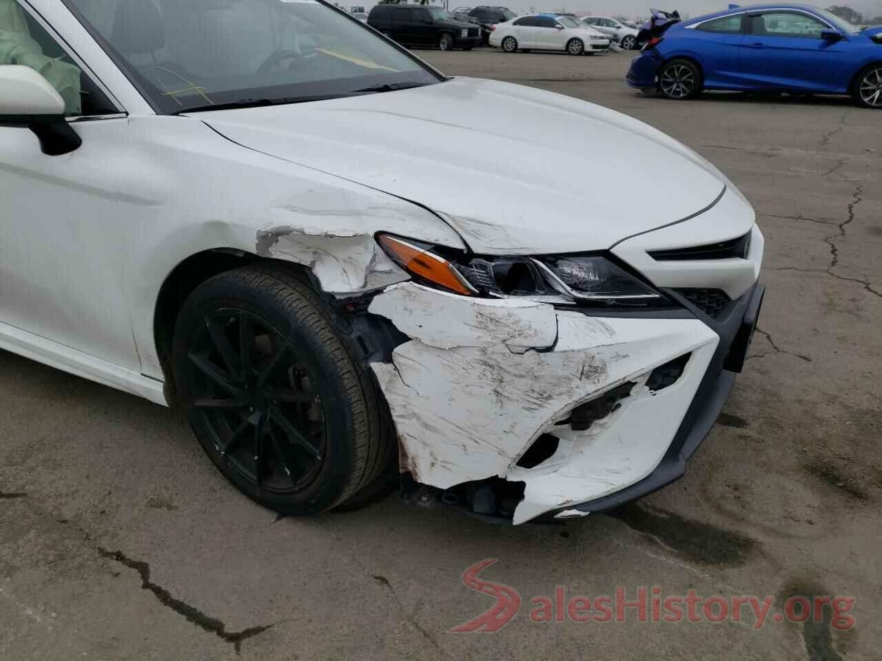 JTNB11HK1J3067218 2018 TOYOTA CAMRY