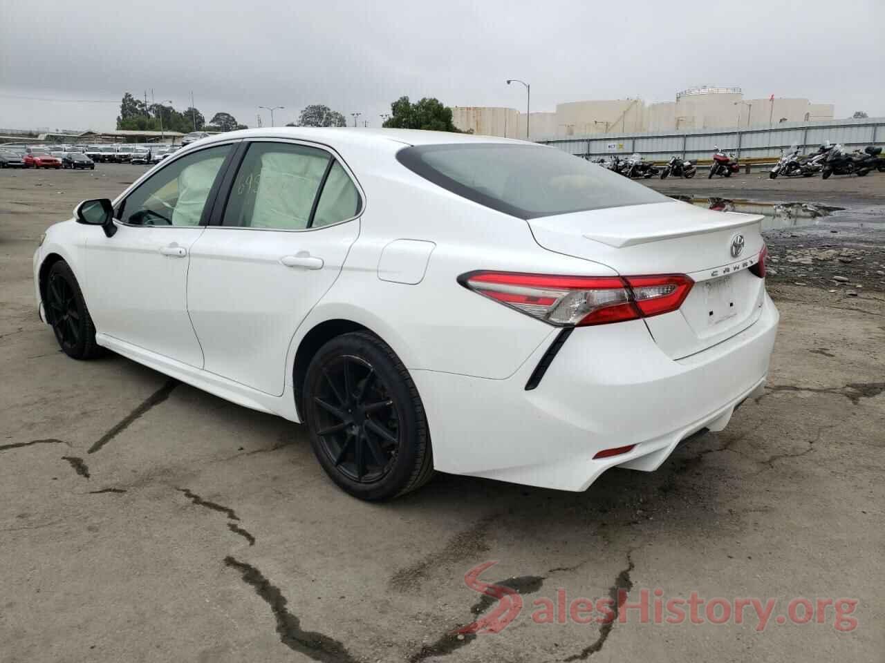 JTNB11HK1J3067218 2018 TOYOTA CAMRY