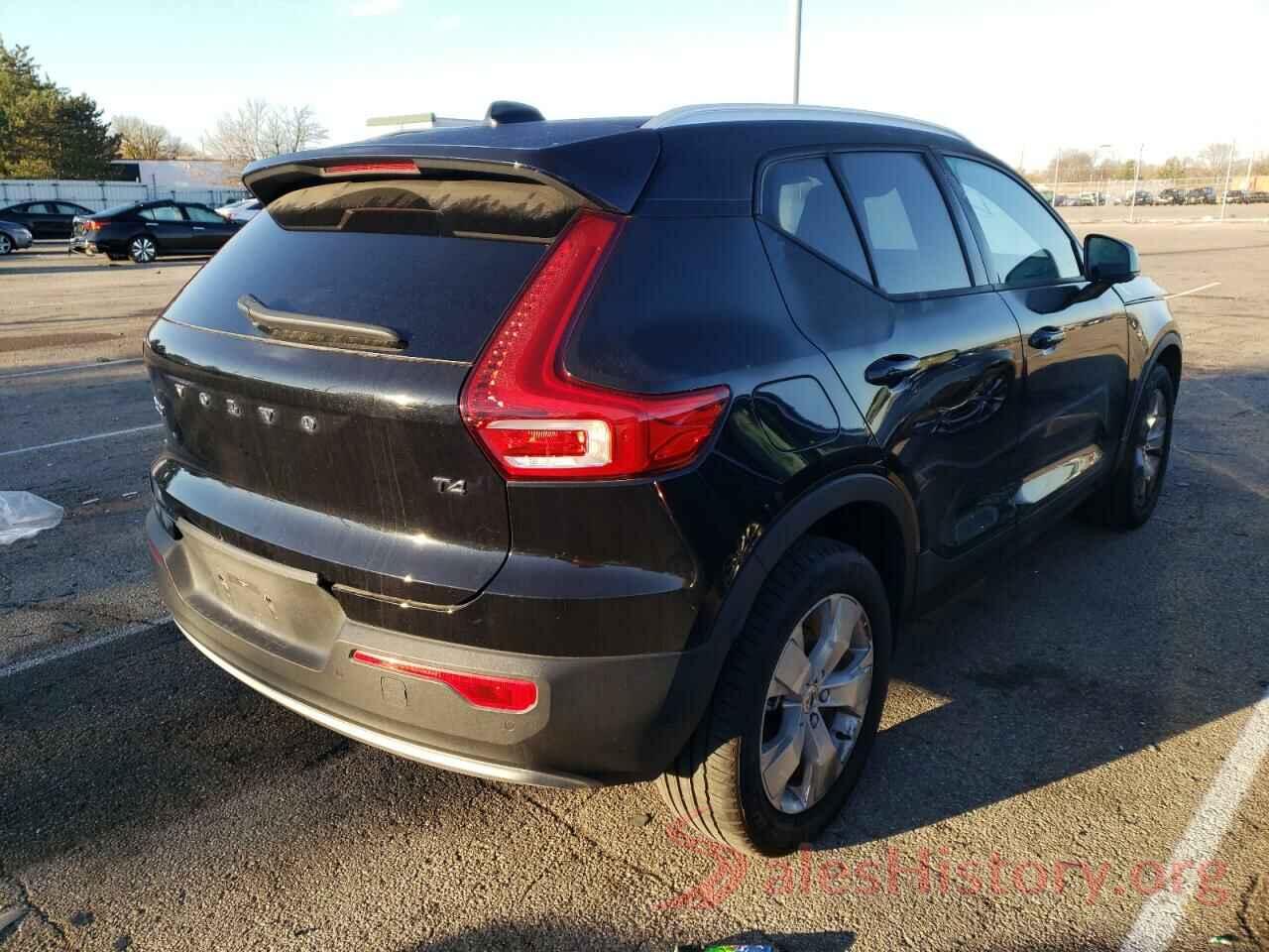 YV4AC2HK7N2764000 2022 VOLVO XC40