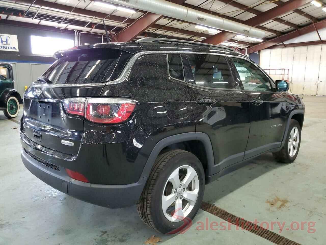 3C4NJDBB0JT402694 2018 JEEP COMPASS