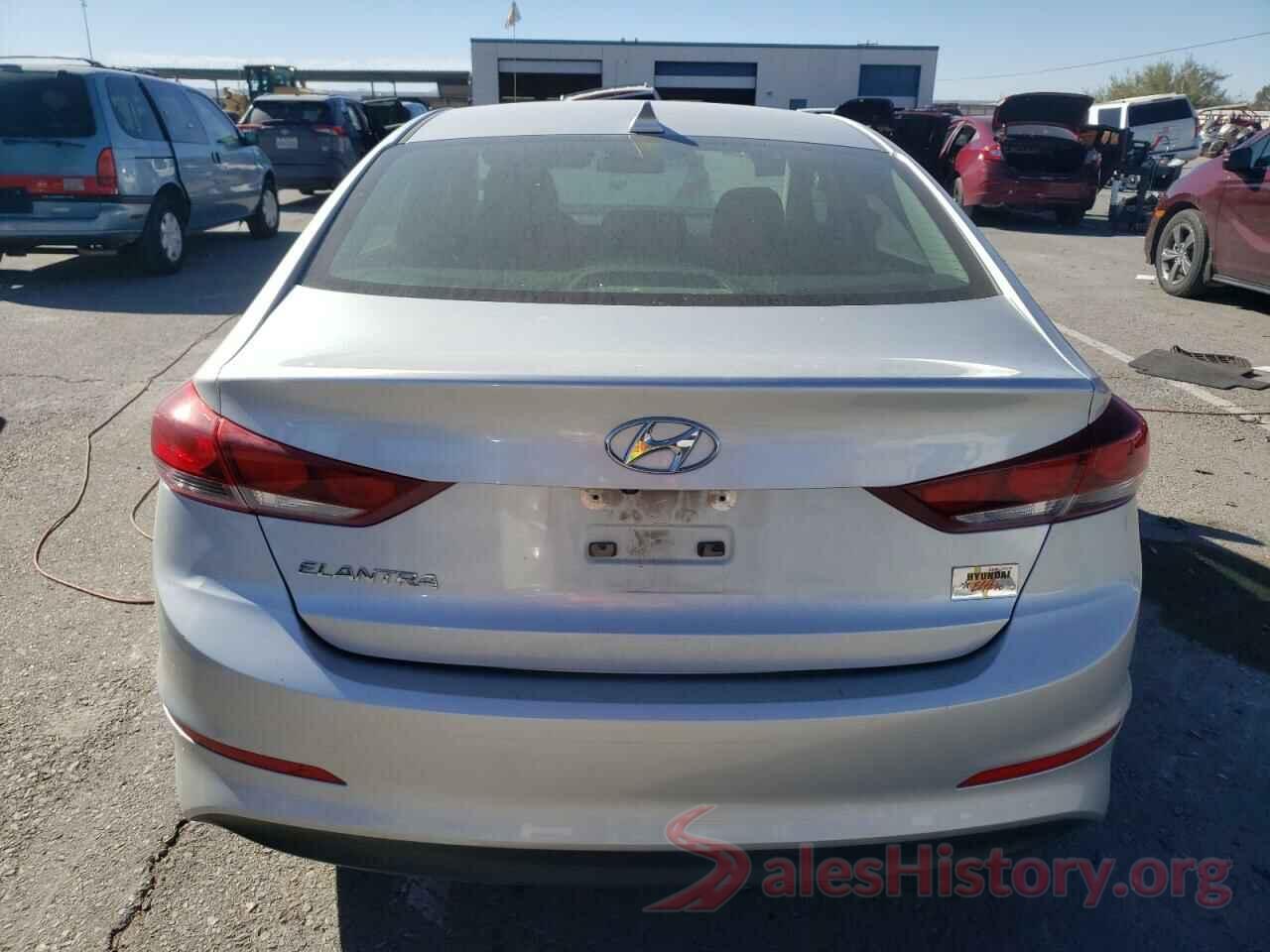 5NPD84LF3JH400995 2018 HYUNDAI ELANTRA