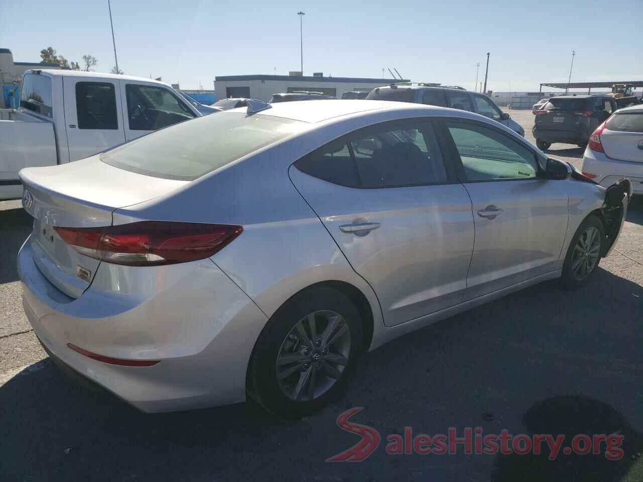 5NPD84LF3JH400995 2018 HYUNDAI ELANTRA