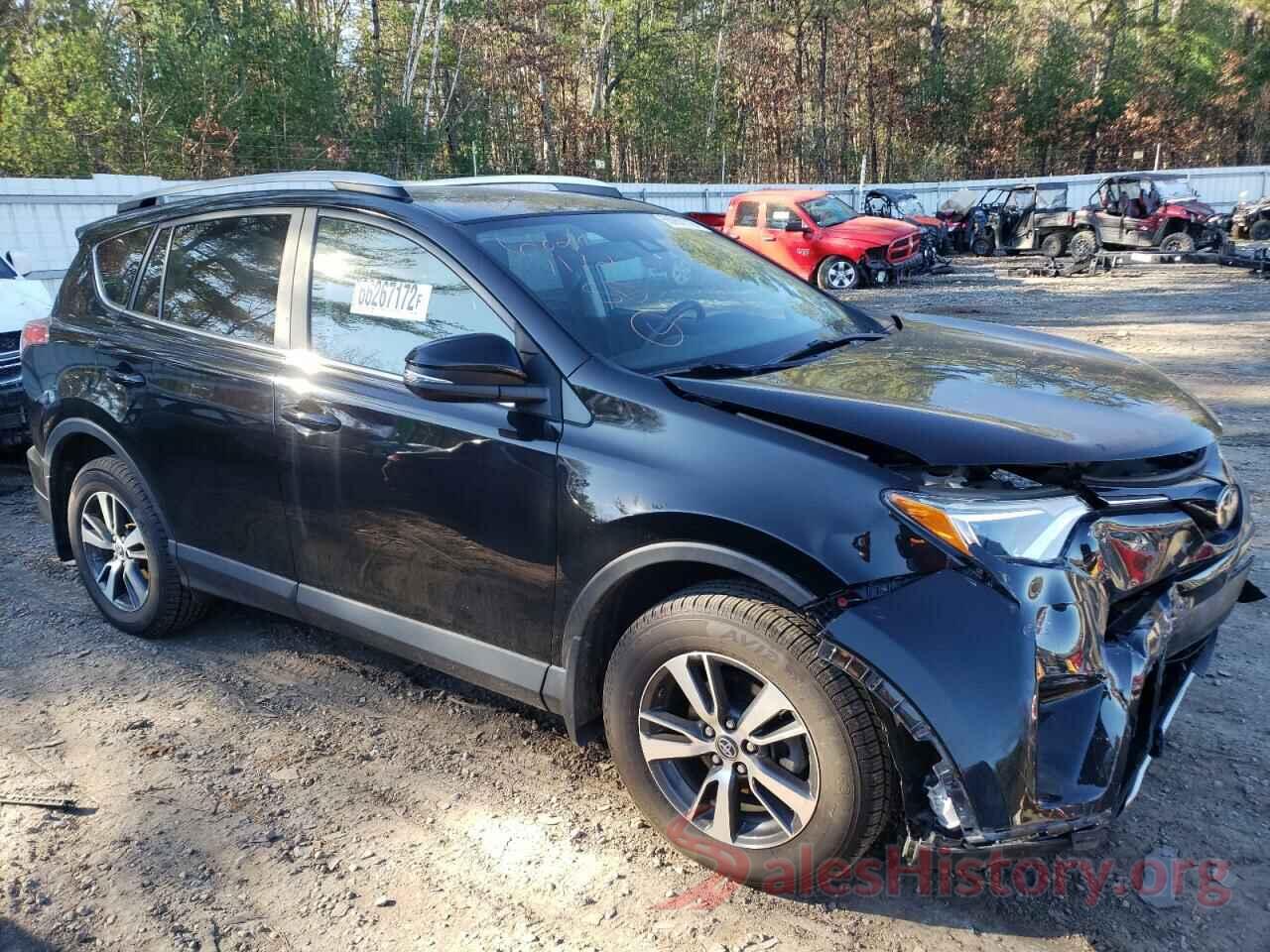 2T3RFREVXHW598099 2017 TOYOTA RAV4