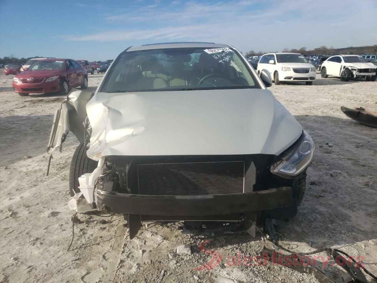 KMHD84LF4HU424072 2017 HYUNDAI ELANTRA