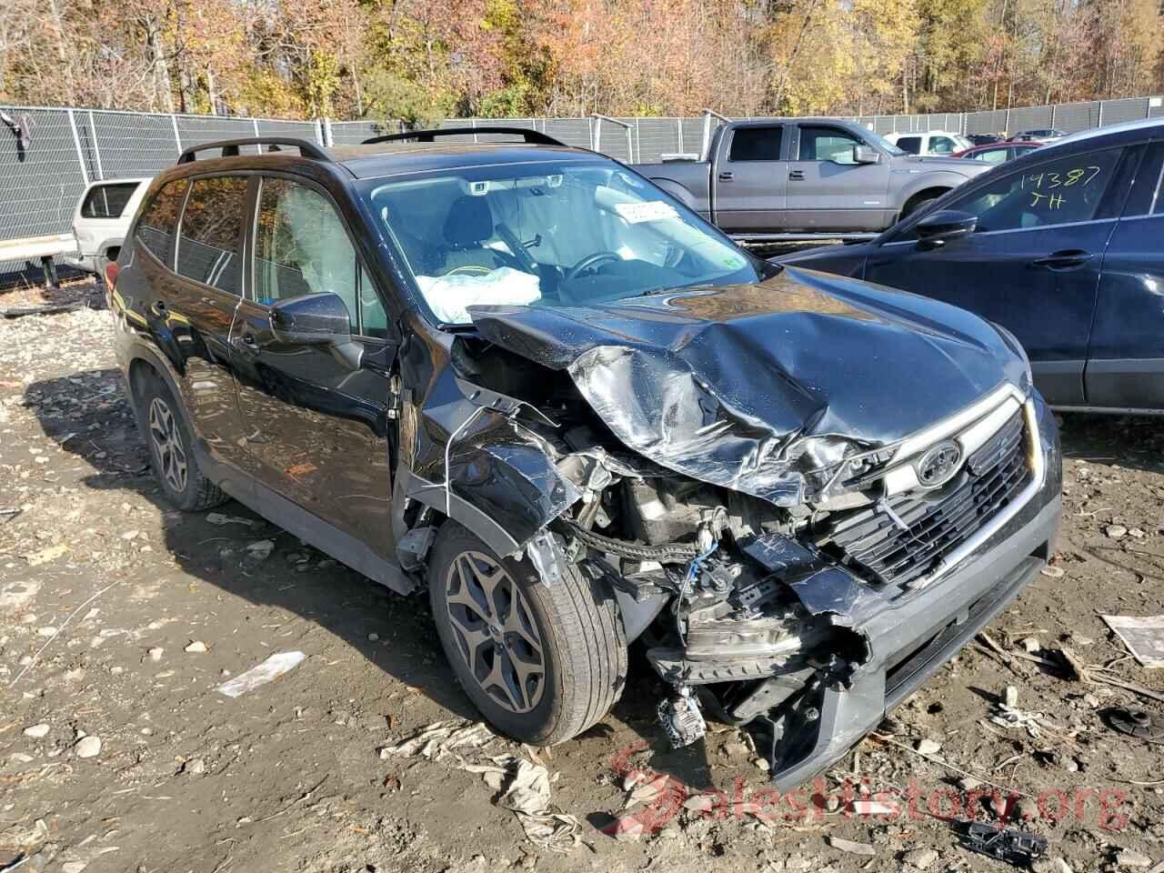 JF2SKAGC7KH482755 2019 SUBARU FORESTER