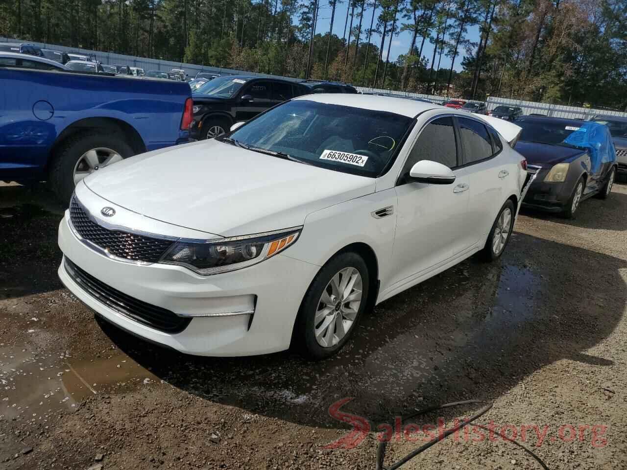 5XXGT4L36JG256100 2018 KIA OPTIMA