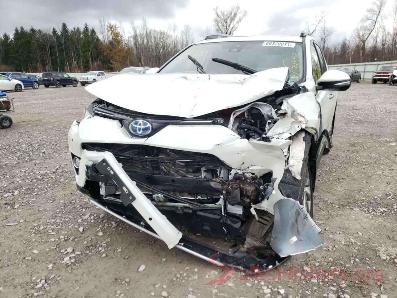 JTMDJREV2JD204798 2018 TOYOTA RAV4