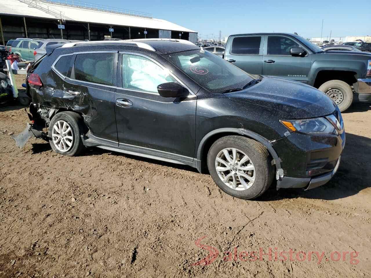 KNMAT2MT3JP596841 2018 NISSAN ROGUE