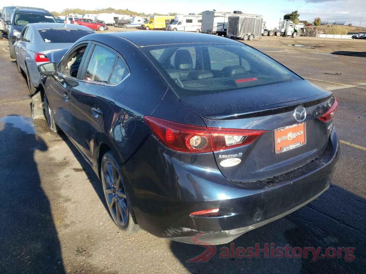 3MZBN1W30JM240954 2018 MAZDA 3