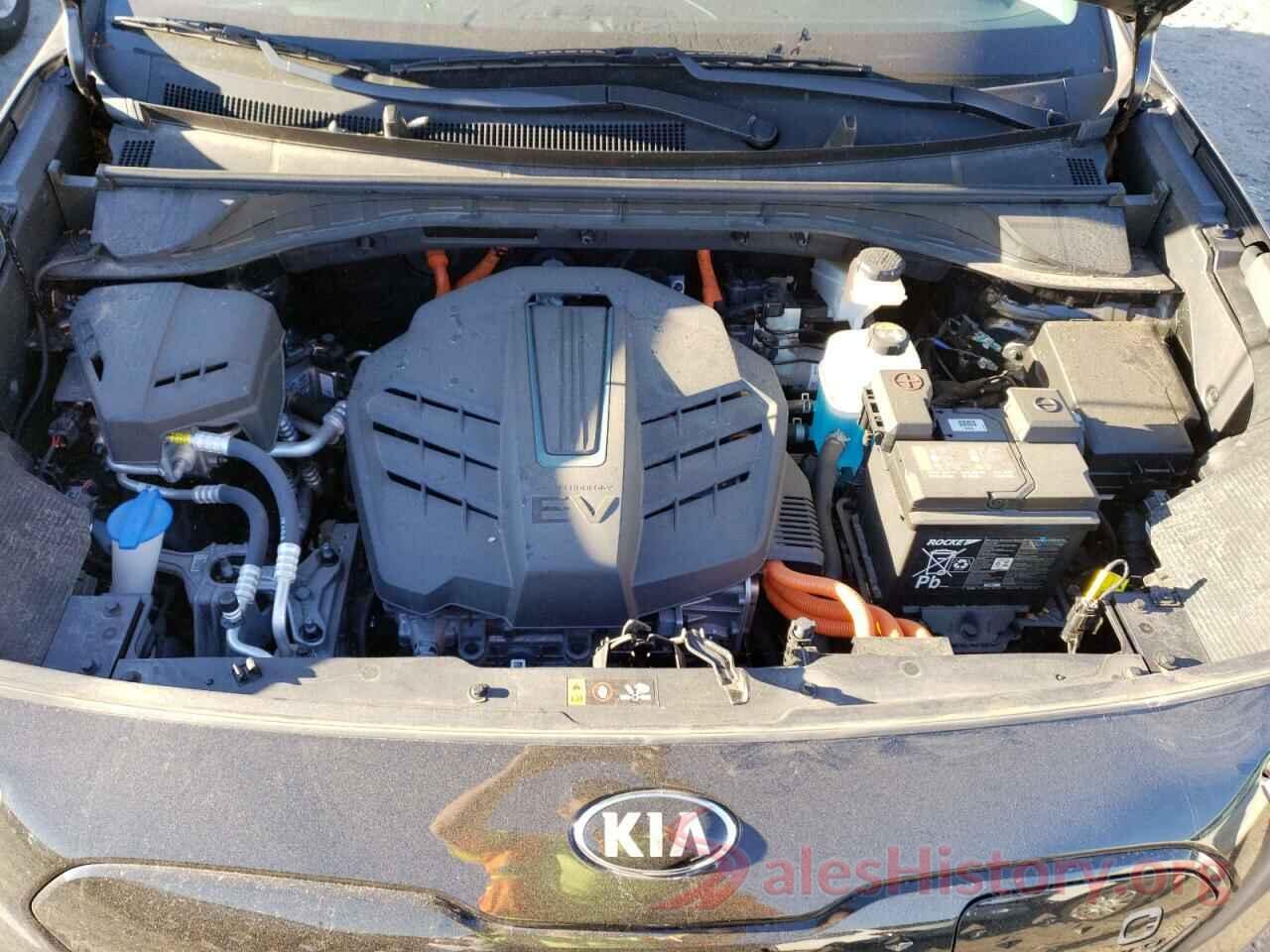 KNDCE3LG2L5056179 2020 KIA NIRO