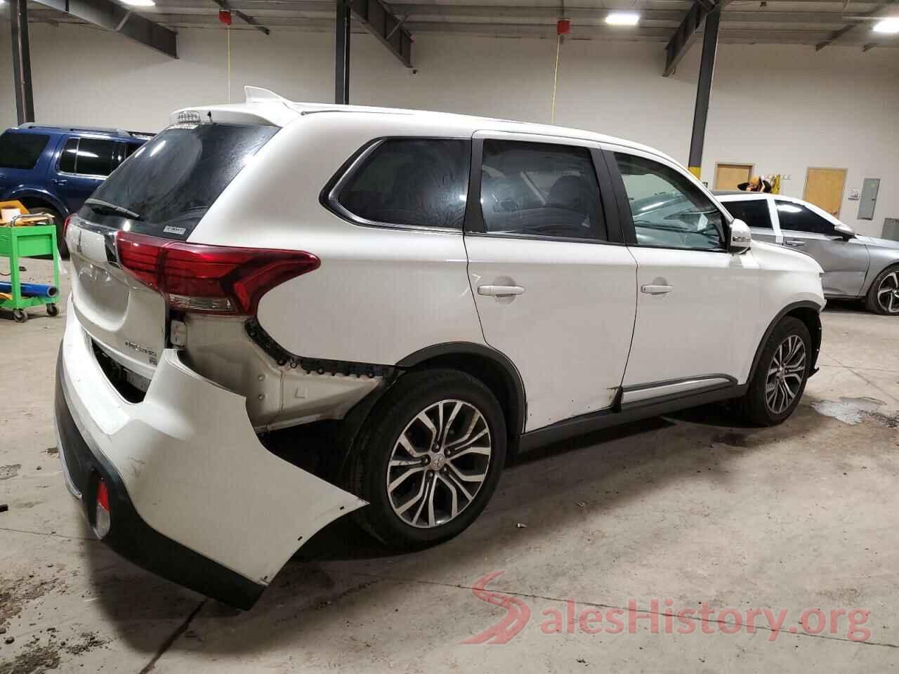 JA4AZ3A35JZ005271 2018 MITSUBISHI OUTLANDER