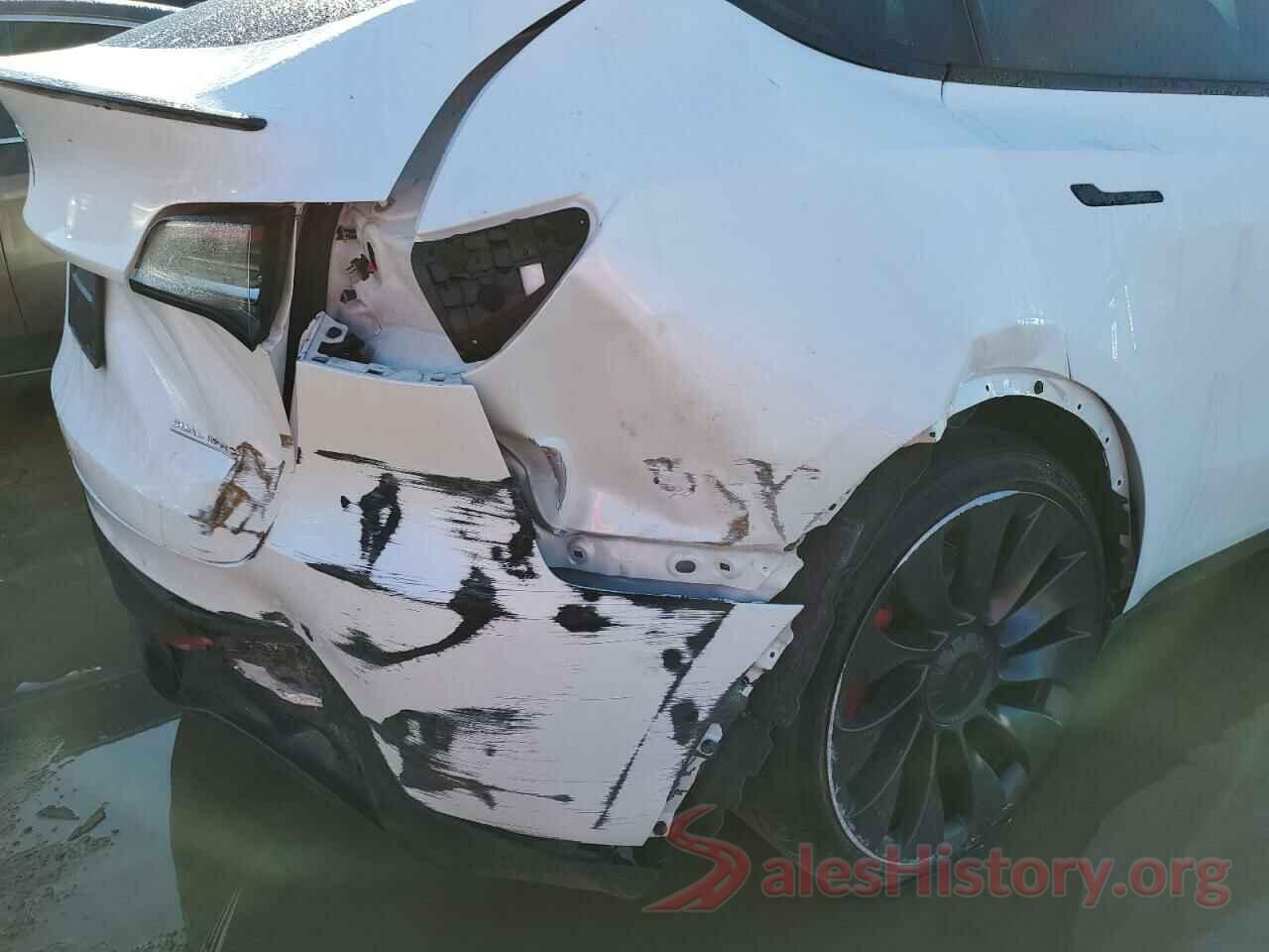 7SAYGDEF5NF327458 2022 TESLA MODEL Y