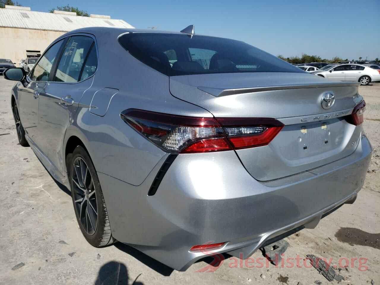 4T1G11AK1MU584498 2021 TOYOTA CAMRY