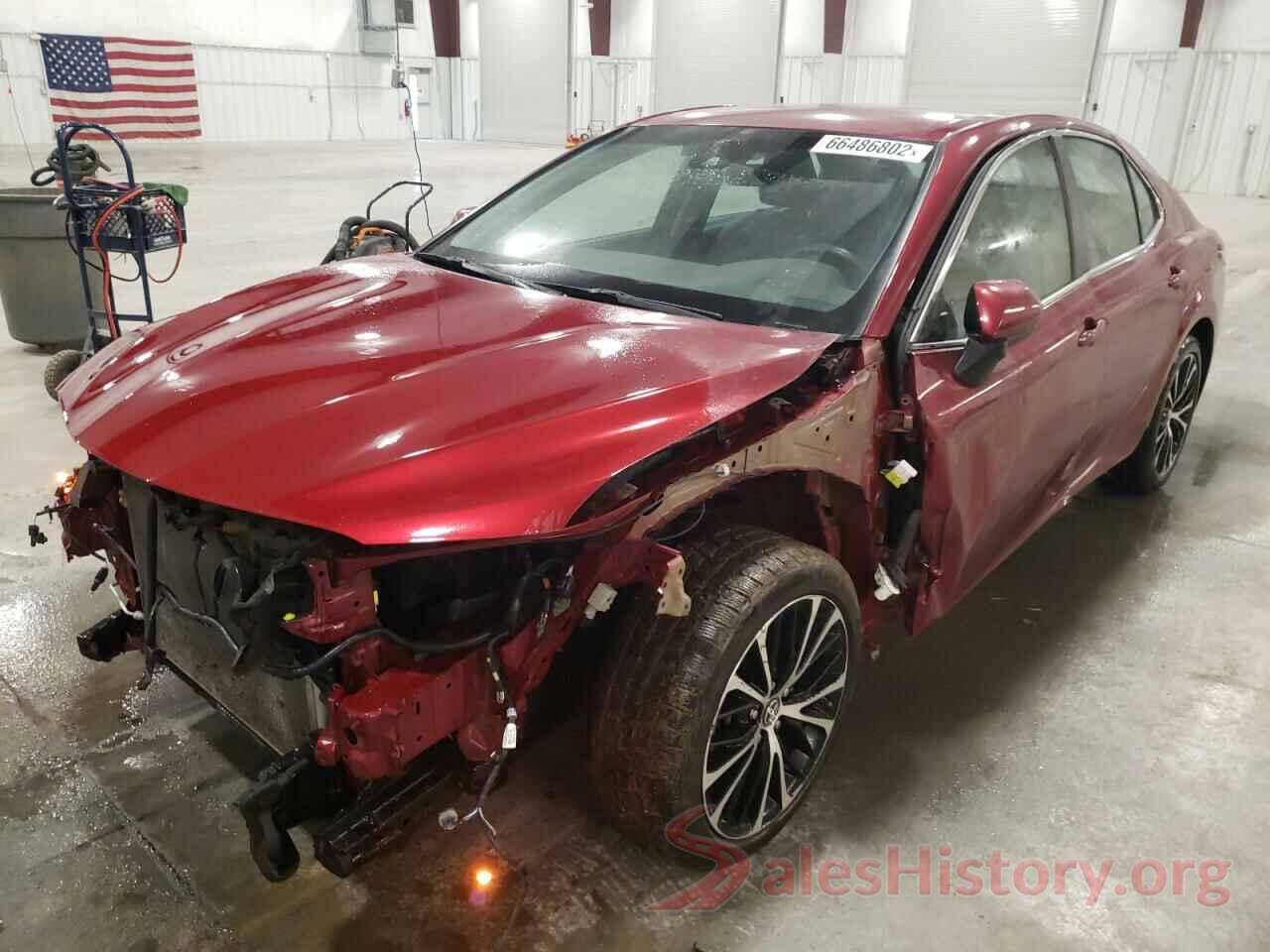 4T1B11HK7JU657868 2018 TOYOTA CAMRY