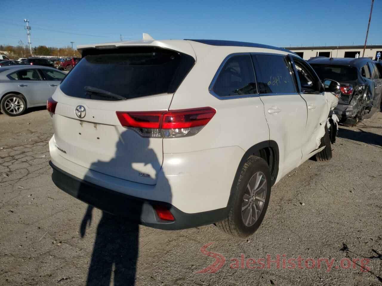 5TDKZRFH0HS522622 2017 TOYOTA HIGHLANDER