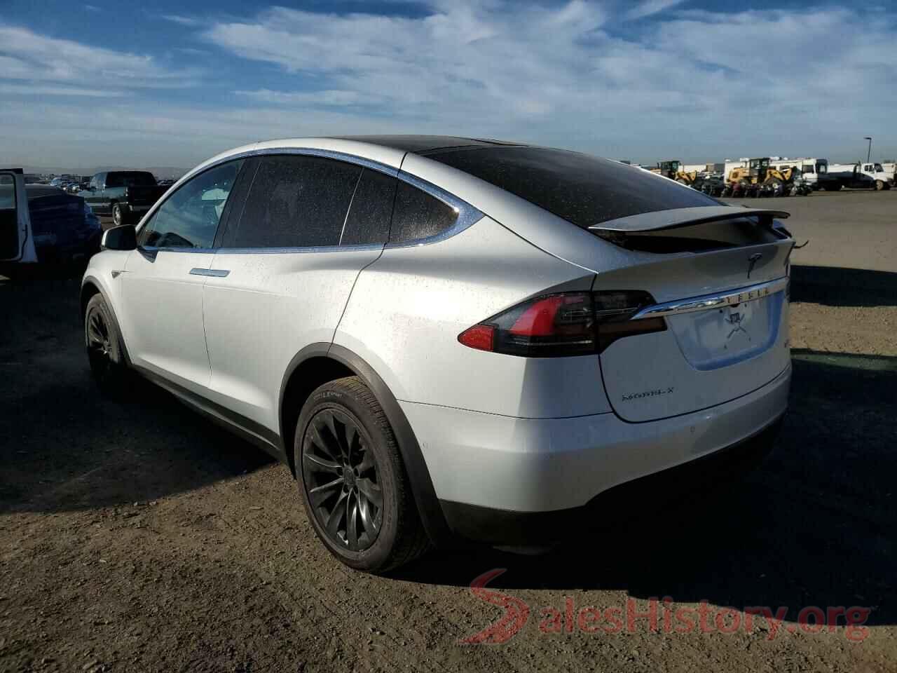 5YJXCAE43GF000772 2016 TESLA MODEL X