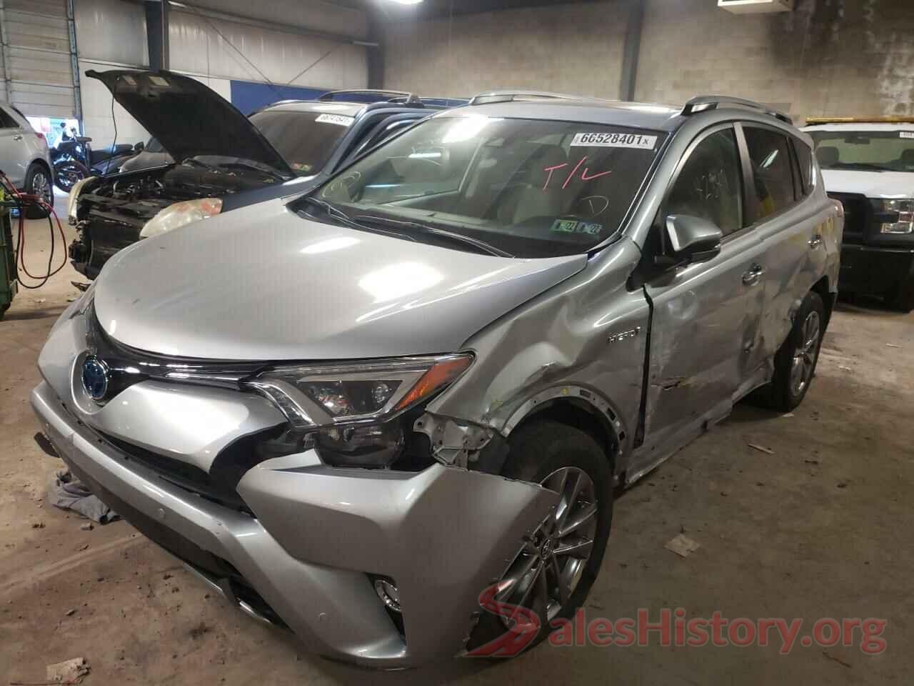 JTMDJREV1JD163628 2018 TOYOTA RAV4