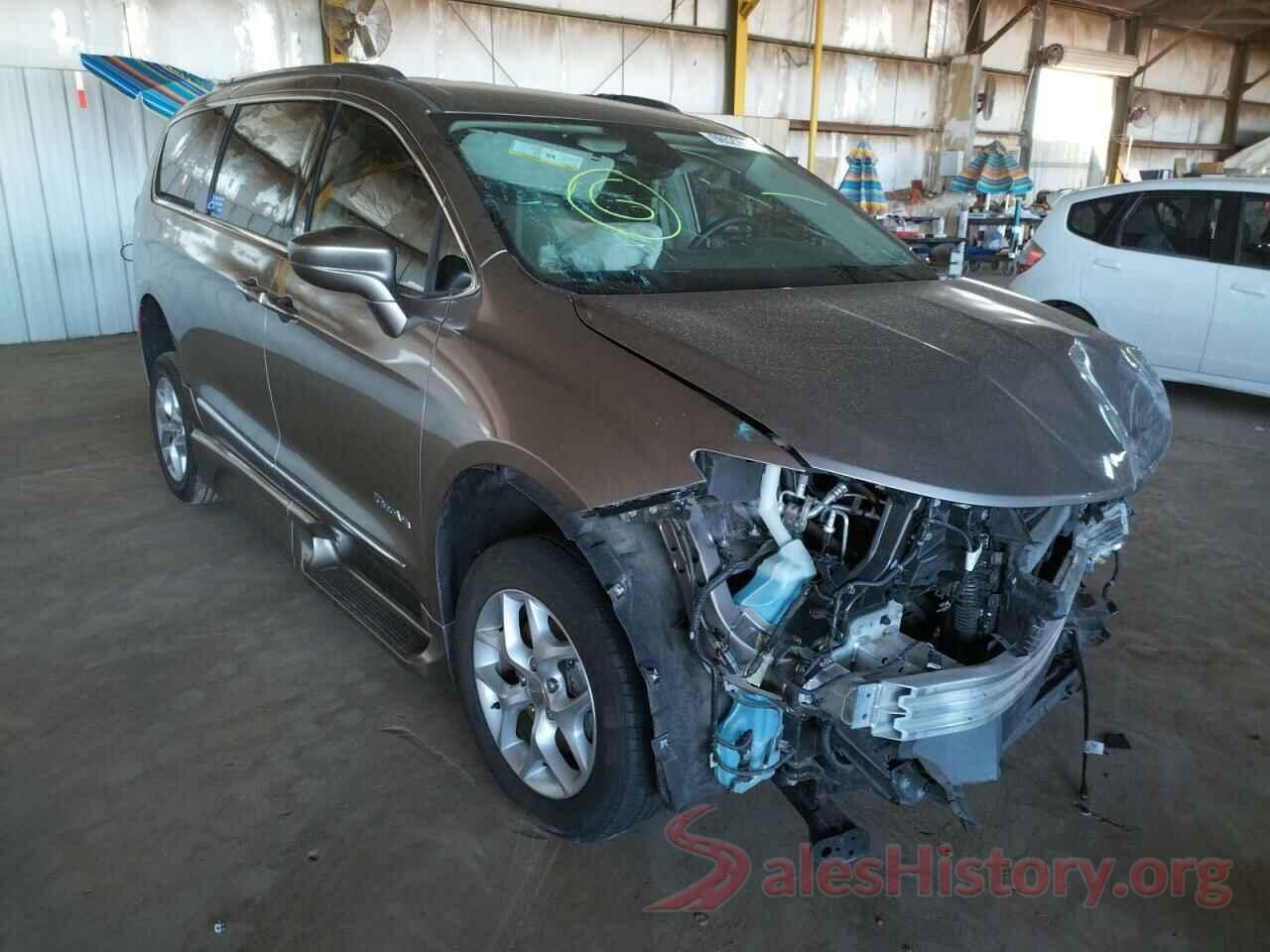 2C4RC1BG6JR321014 2018 CHRYSLER PACIFICA