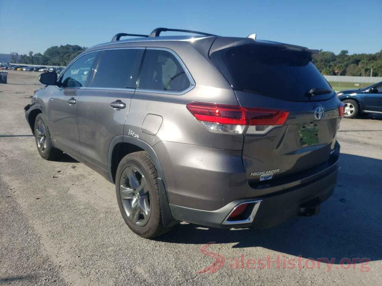 5TDDGRFH3HS028575 2017 TOYOTA HIGHLANDER