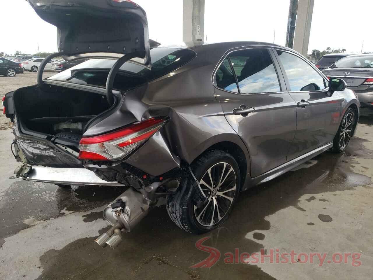 4T1B11HK0KU745629 2019 TOYOTA CAMRY