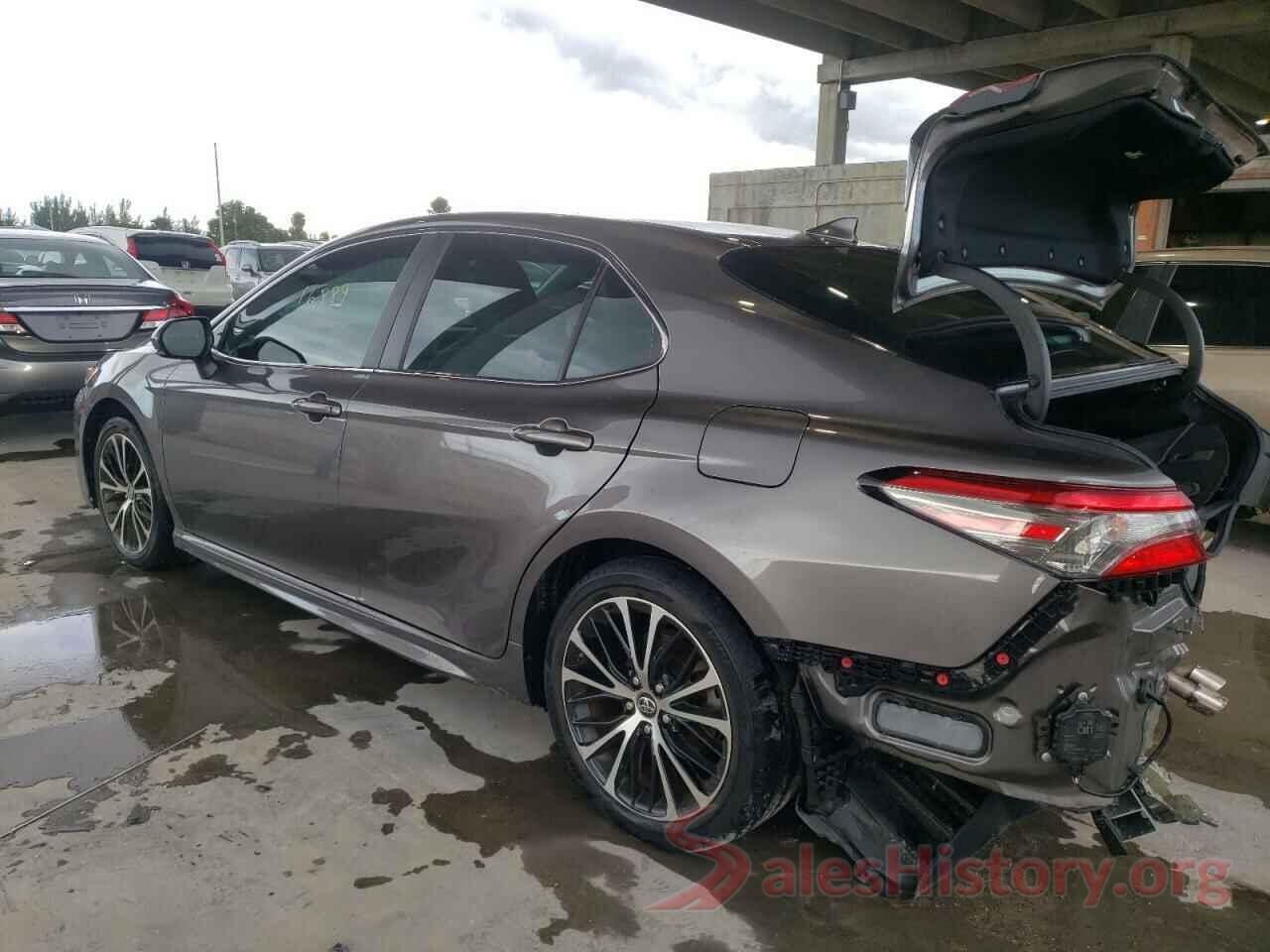 4T1B11HK0KU745629 2019 TOYOTA CAMRY