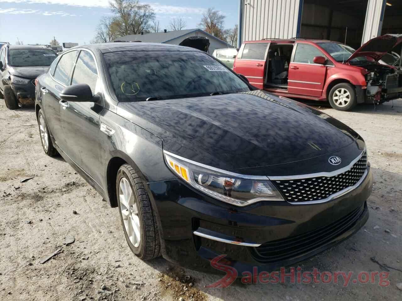 5XXGU4L36JG229167 2018 KIA OPTIMA