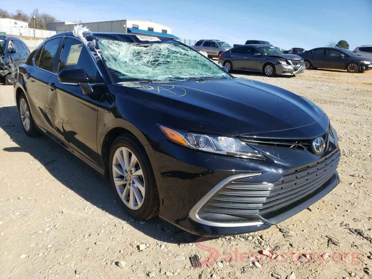 4T1R11AK3MU450035 2021 TOYOTA CAMRY