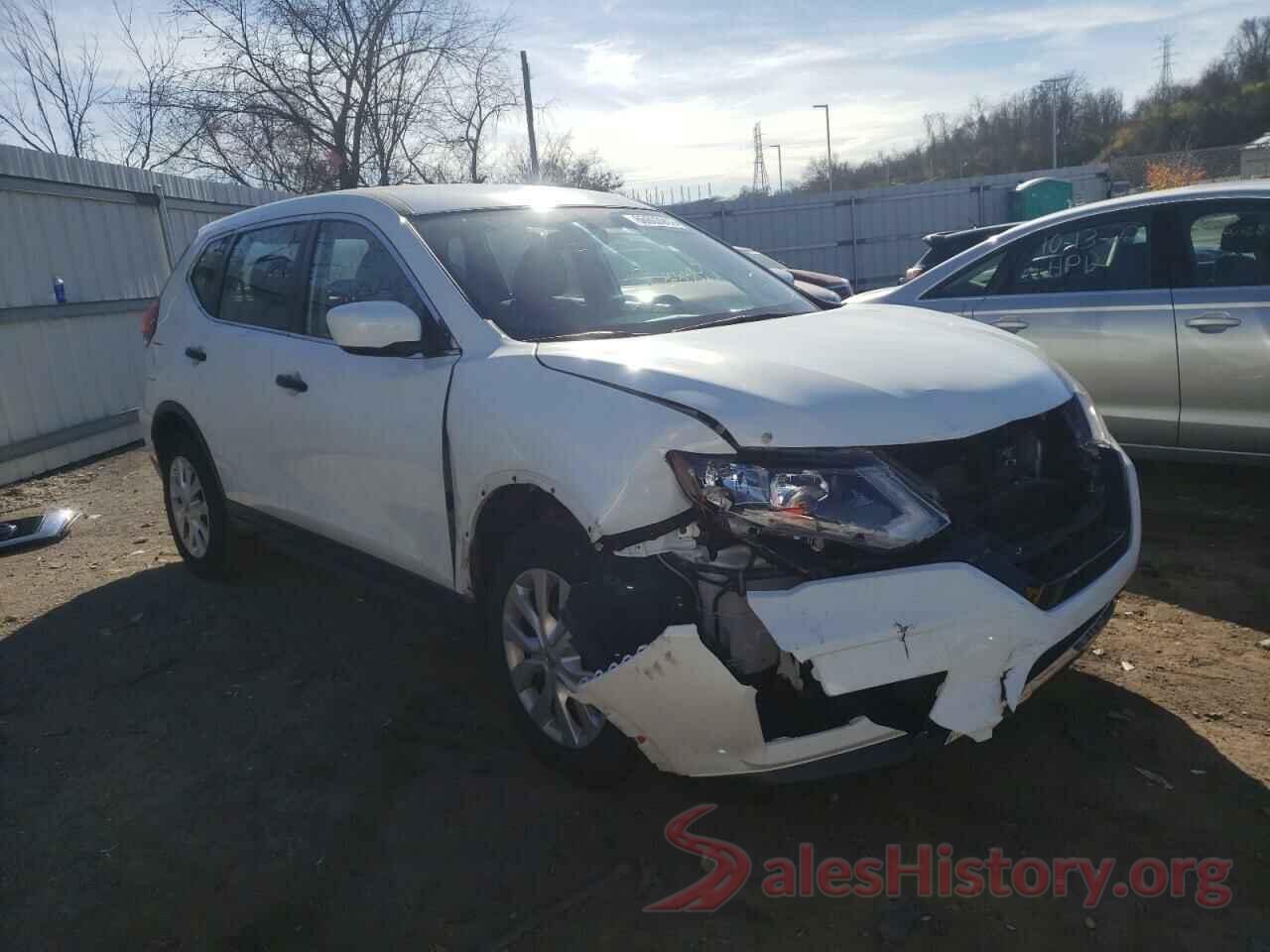 KNMAT2MVXJP580332 2018 NISSAN ROGUE