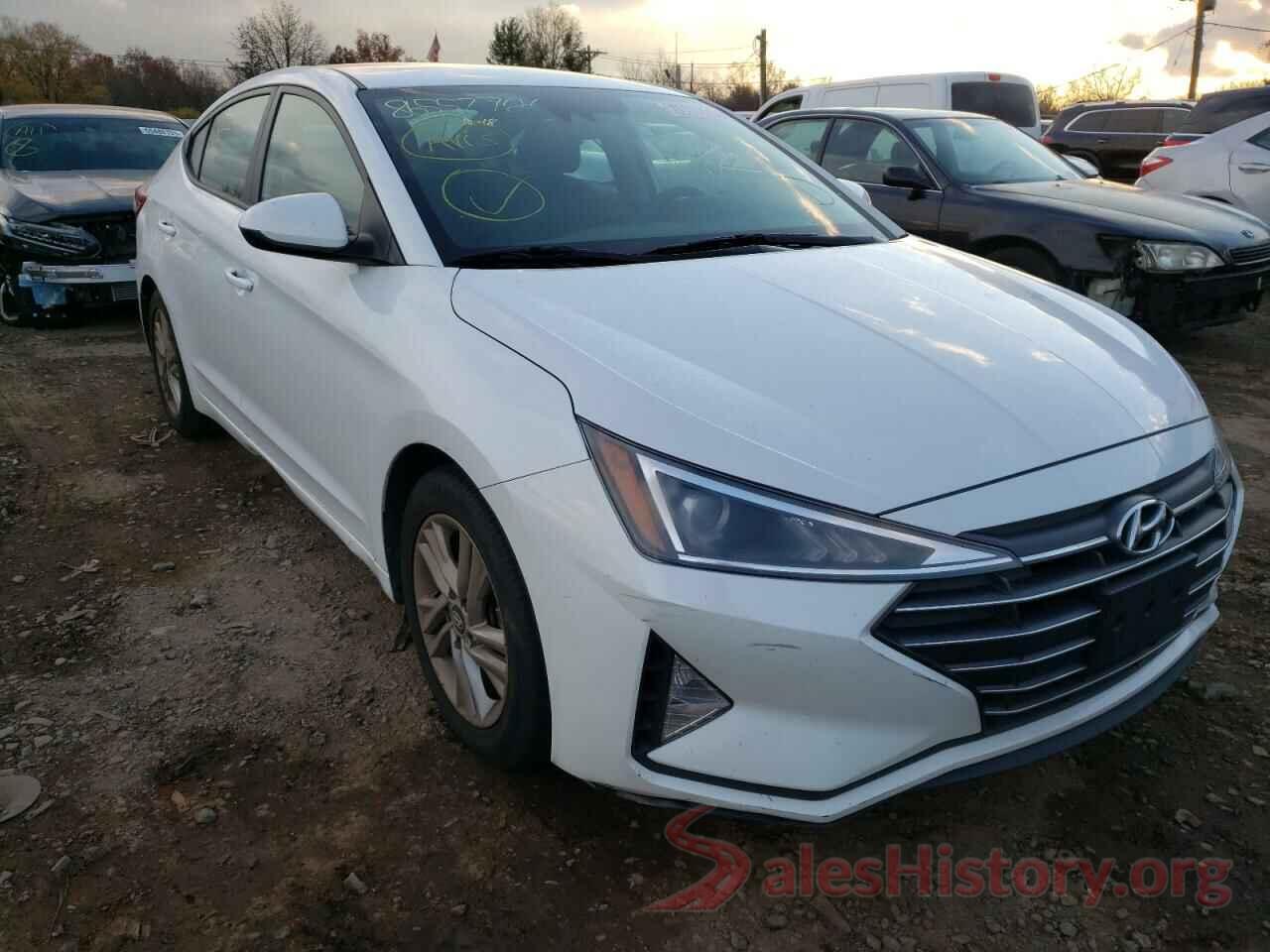 5NPD84LF5KH426323 2019 HYUNDAI ELANTRA