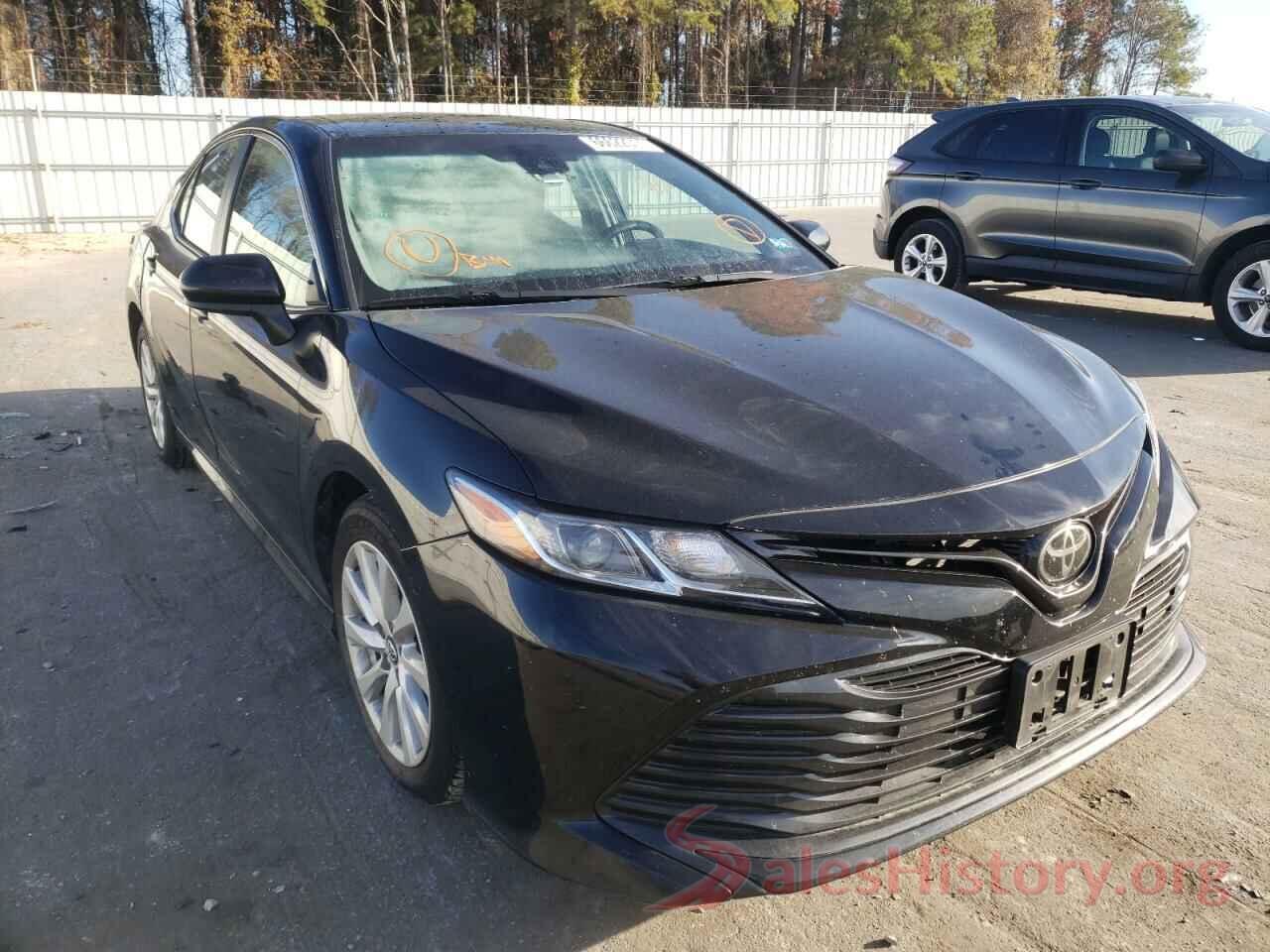 4T1B11HKXJU071648 2018 TOYOTA CAMRY