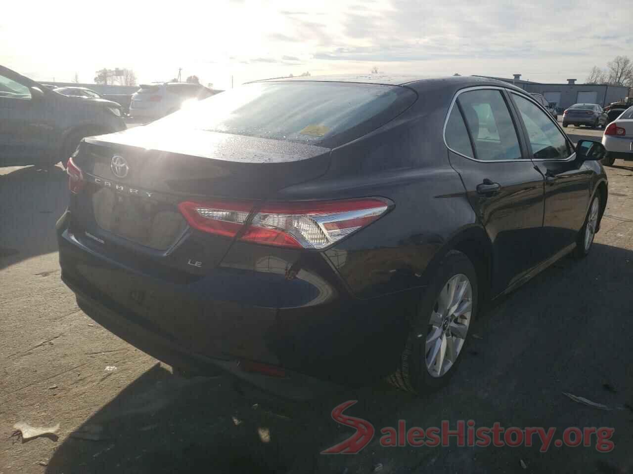 4T1B11HKXJU071648 2018 TOYOTA CAMRY