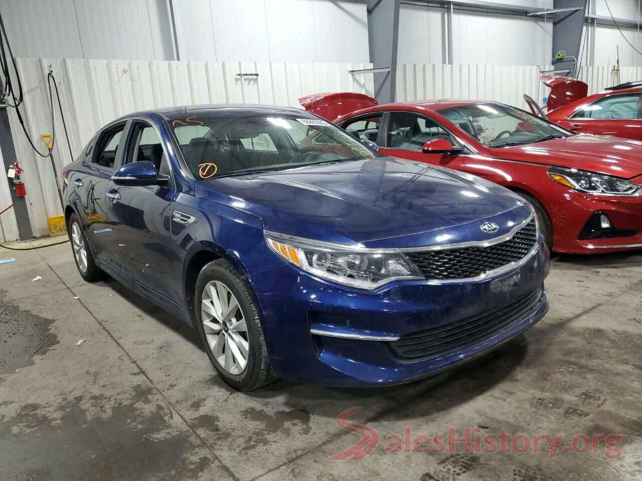 5XXGT4L33JG268043 2018 KIA OPTIMA