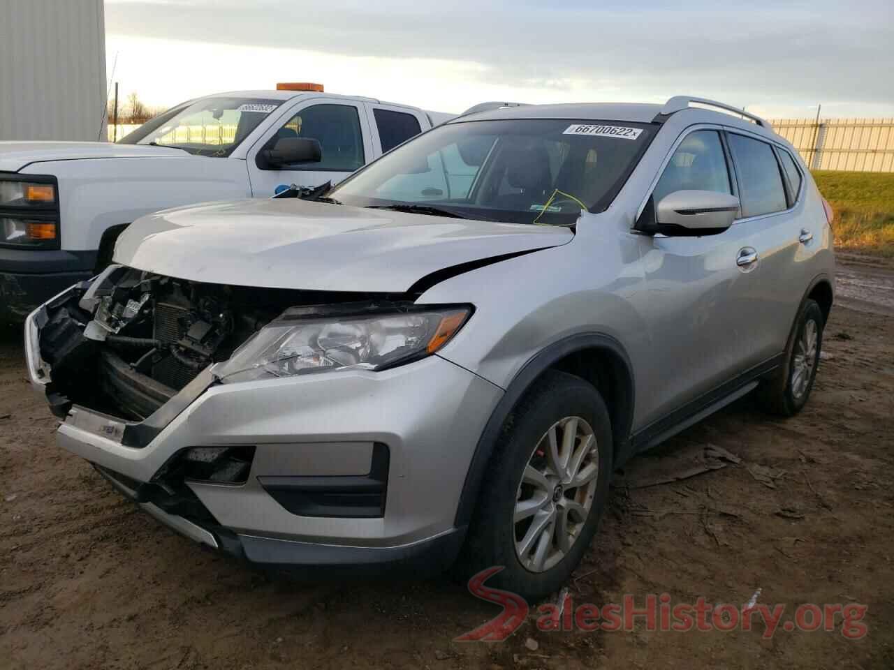 KNMAT2MV4HP578523 2017 NISSAN ROGUE